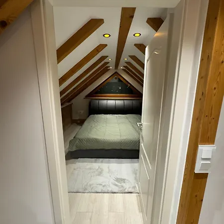 Schoene Maisonette In Wiesbaden *