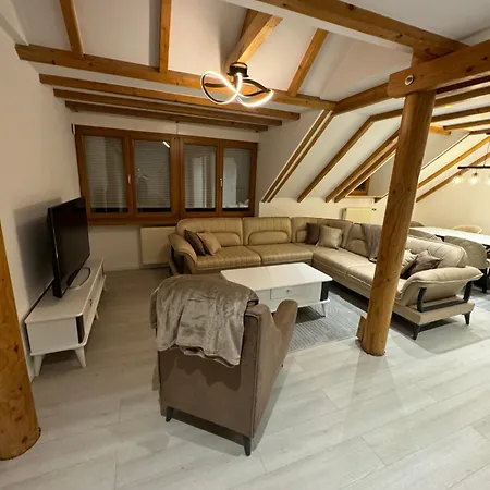 Schoene Maisonette In Wiesbaden *