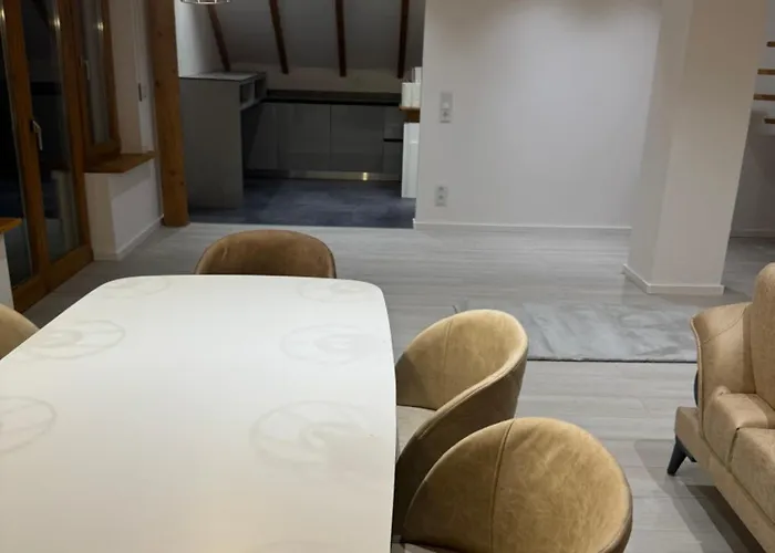 Schoene Maisonette In Wiesbaden Apartman