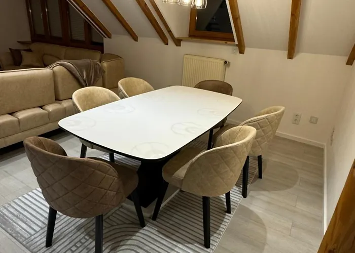 Apartman Schoene Maisonette In Wiesbaden *